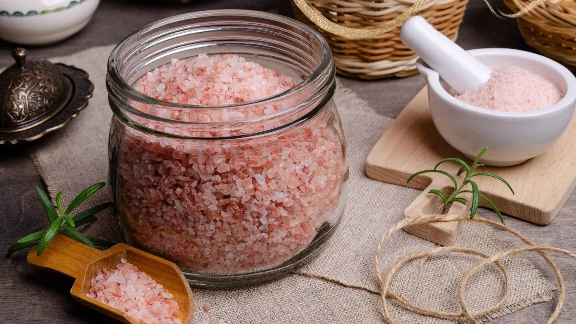 خواص نمک صورتی