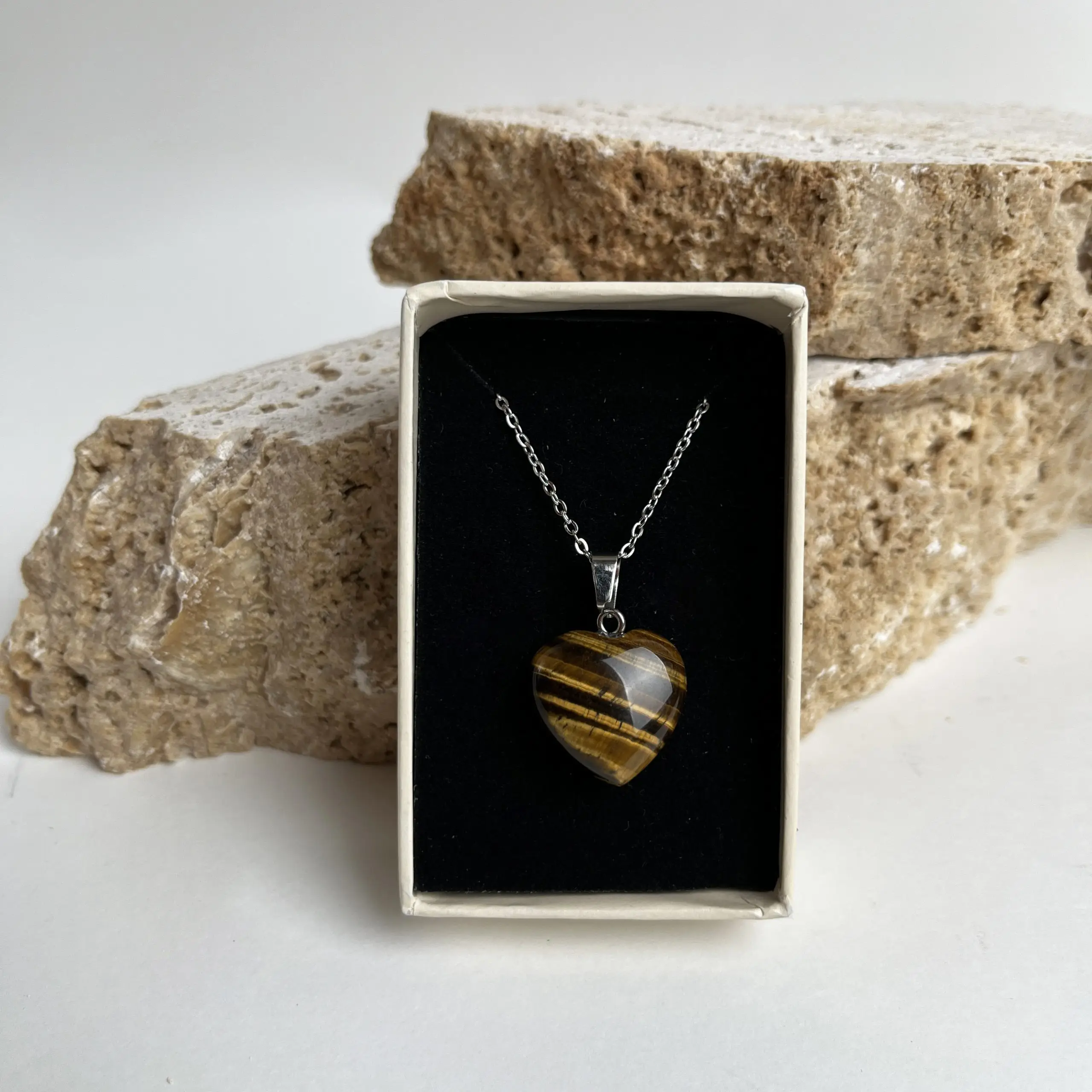 مدال سنگ چشم ببر