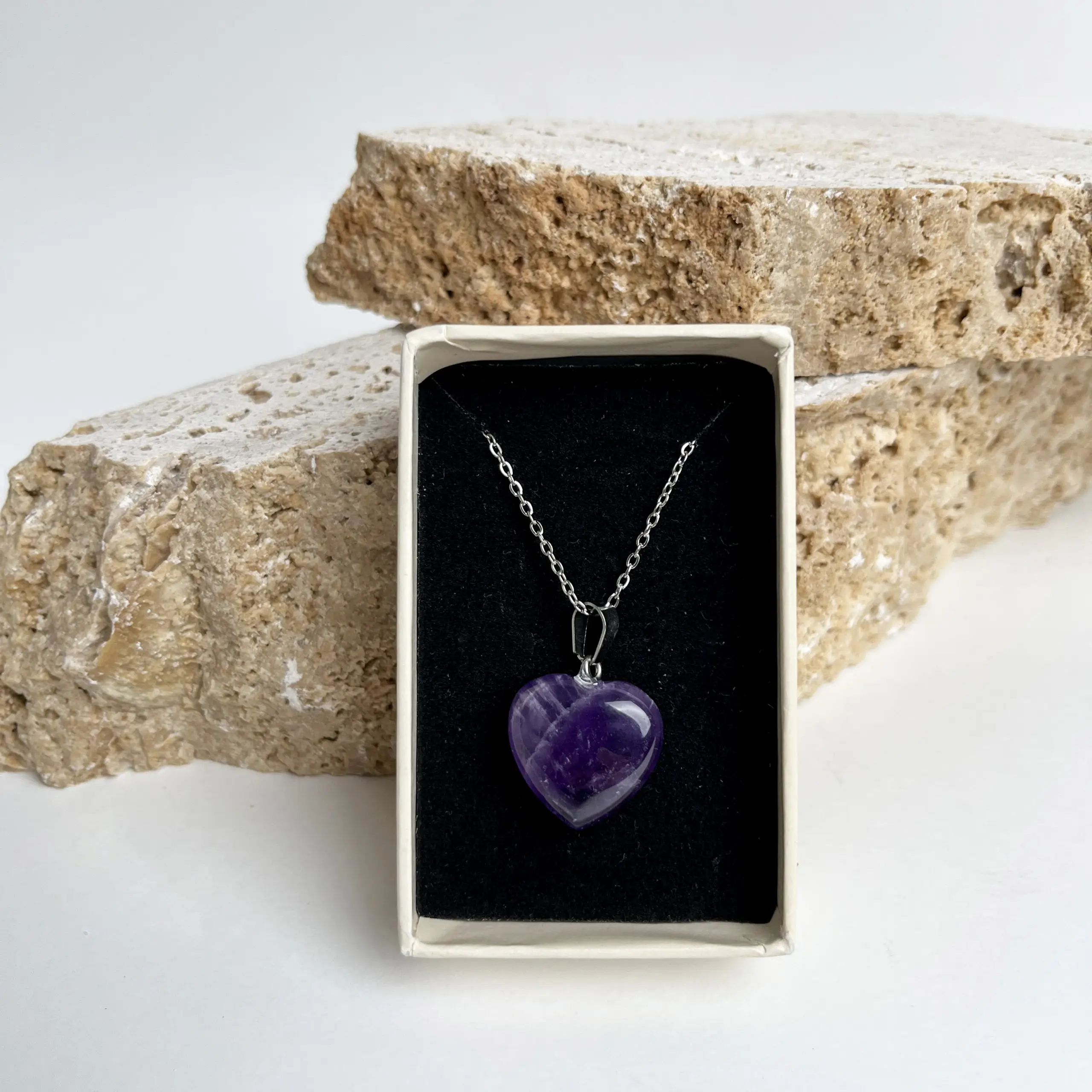 مدال سنگ آمیتیست