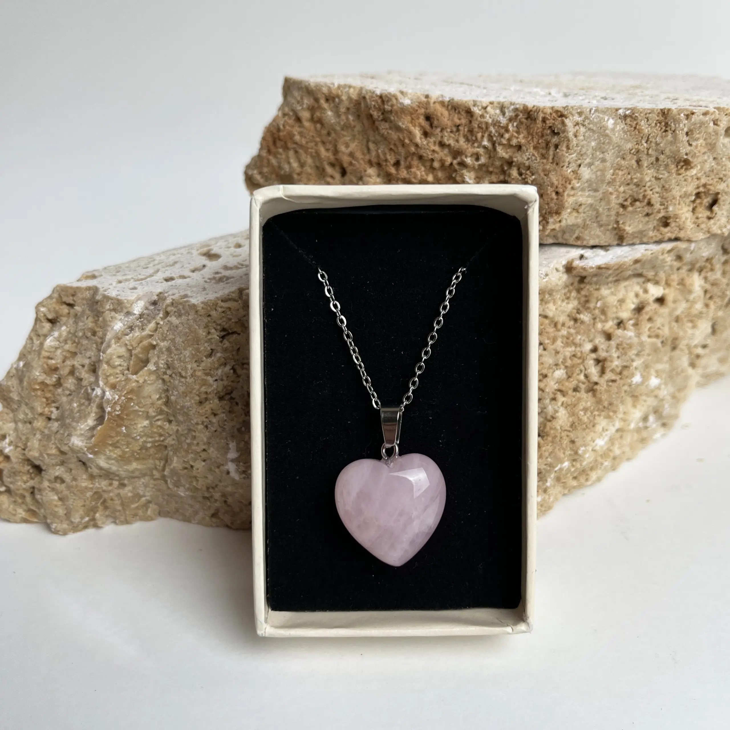 مدال سنگ رزکوارتز