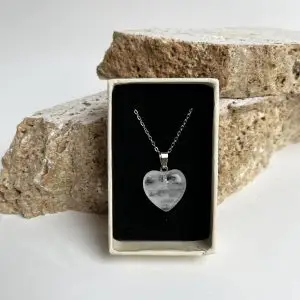 مدال سنگ کوارتز شفاف