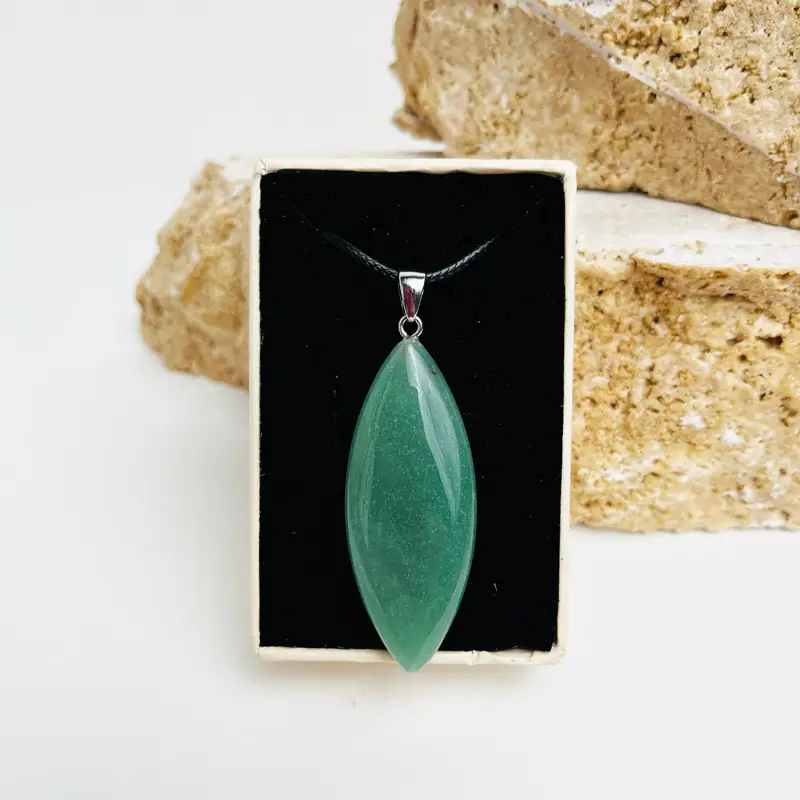 مدال برگی اونتورین