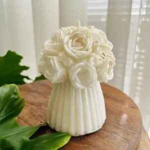 شمع گل عروس